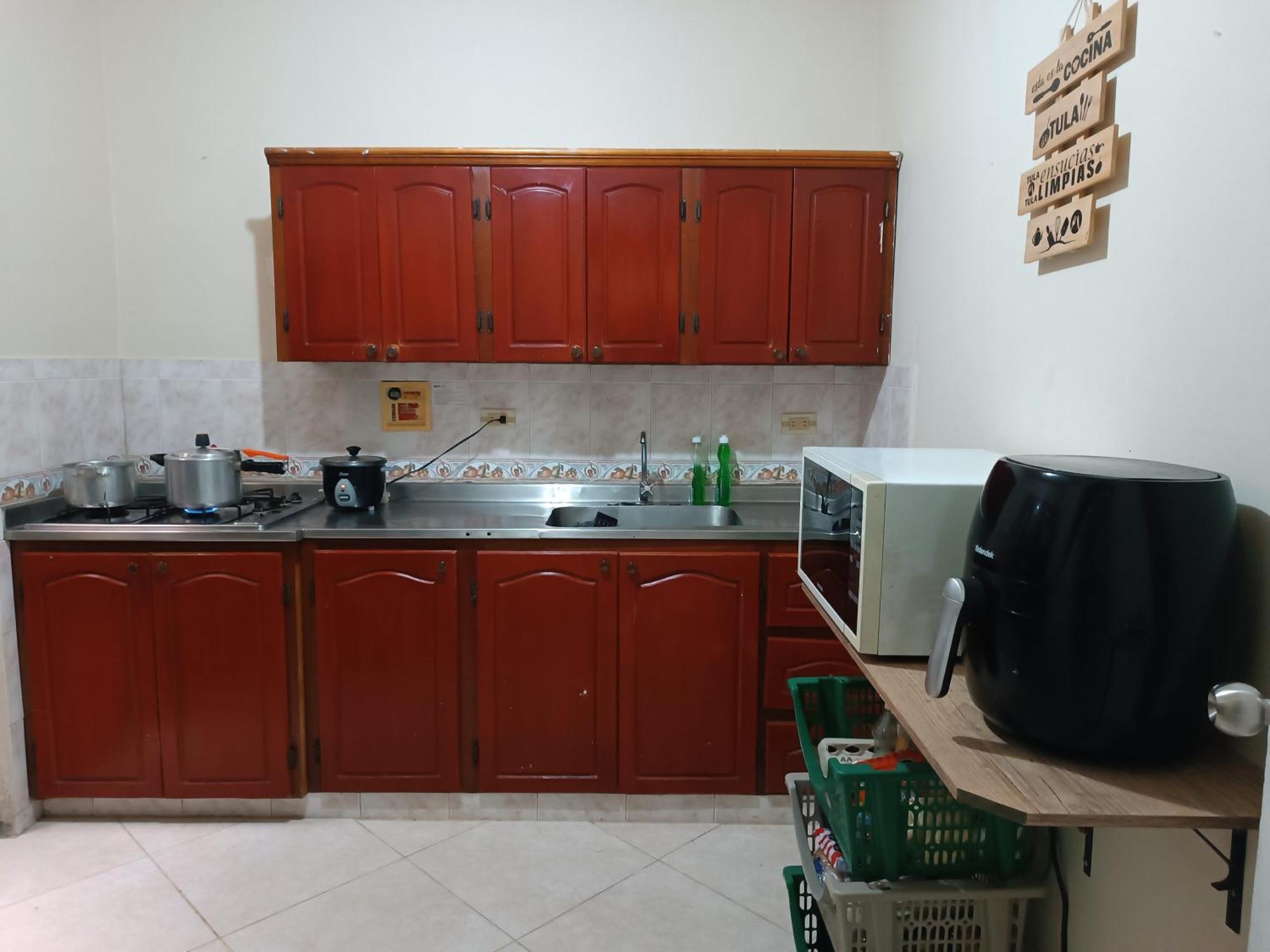 Pa Pasiar Hostal Medellin Luaran gambar