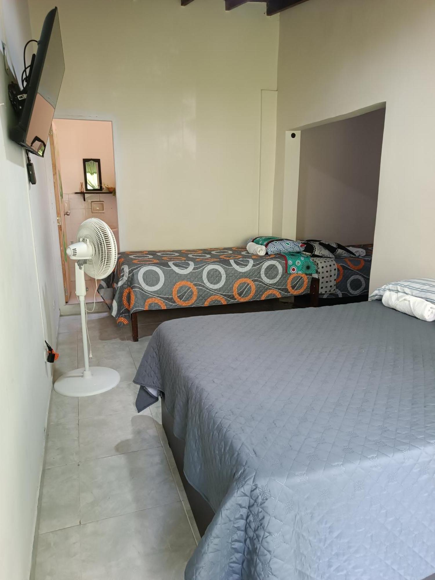 Pa Pasiar Hostal Medellin Bilik gambar