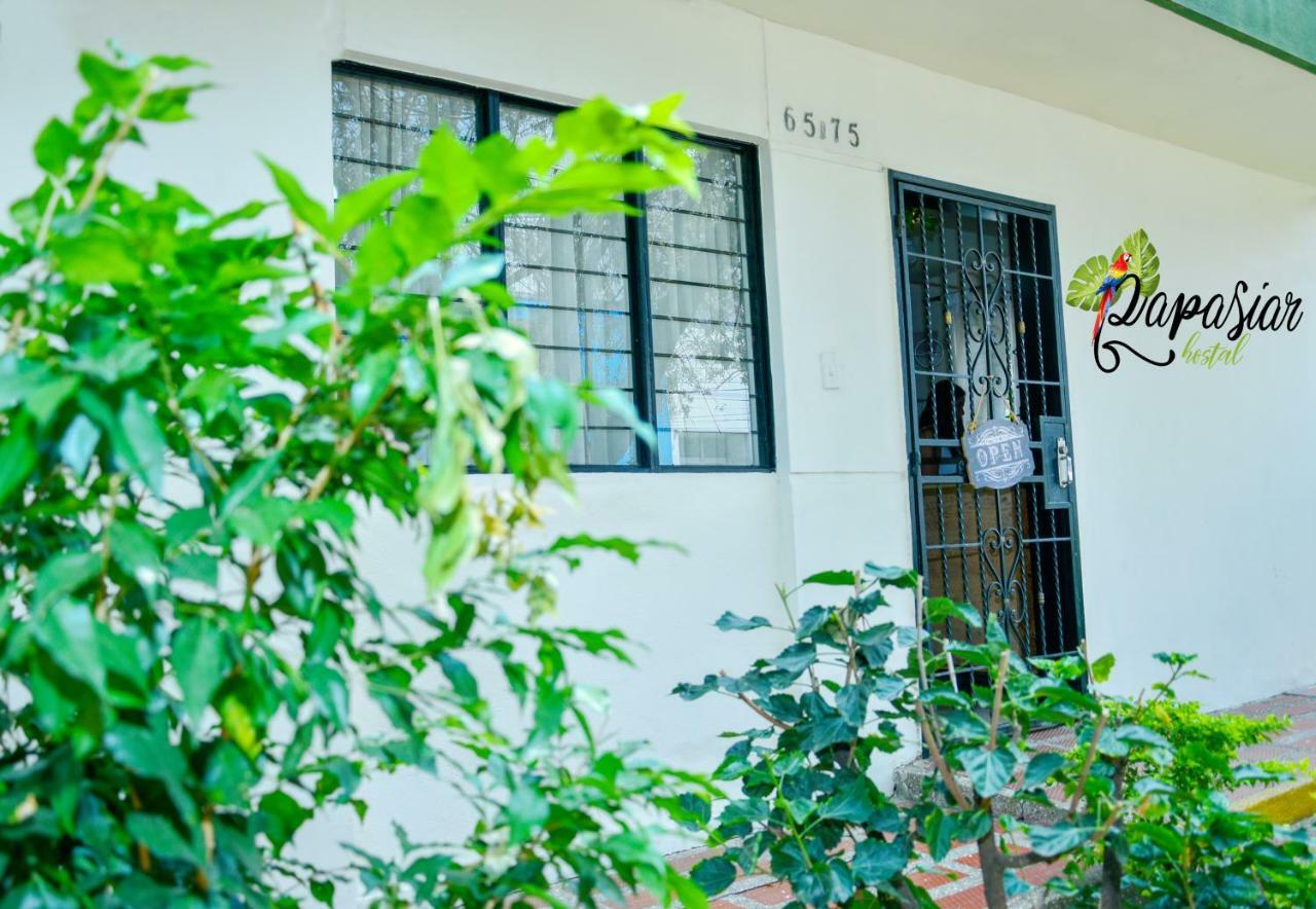 Pa Pasiar Hostal Medellin Luaran gambar